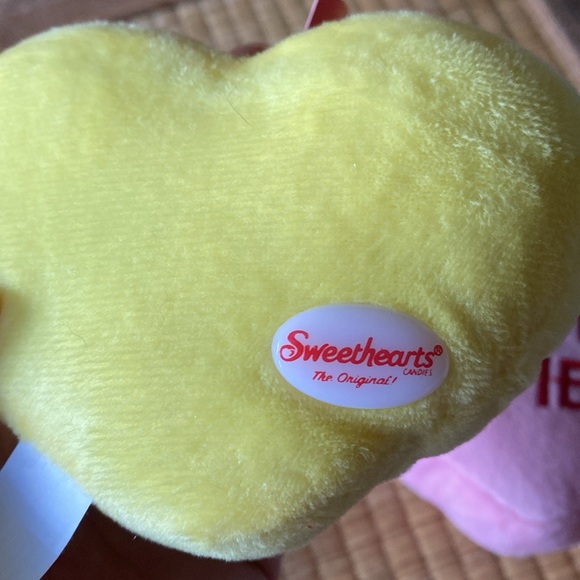 🆕BUNDLE: SWEETHEARTS PLUSHIE/BACK PACK CLIP (3 styles included) NWT - Picture 3 of 6